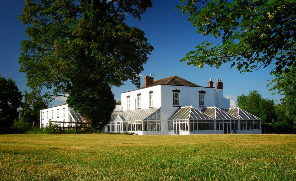 The Wroxeter Hotel Exterior foto